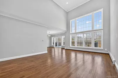 548 Mountainview Avenue, Valley Cottage, NY 10989 - Photo 8