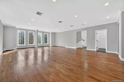 548 Mountainview Avenue, Valley Cottage, NY 10989 - Photo 4