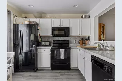 222 Sterling Place, Highland, NY 12528 - Photo 2