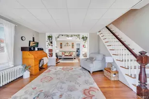 223 Cedar Ave, Patchogue, NY 11772 - Photo 4