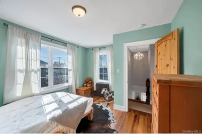 223 Cedar Avenue, Patchogue, NY 11772 - Photo 16