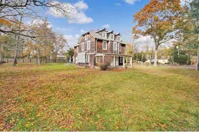 14 Halsey Avenue, East Quogue, NY 11942 - Photo 6