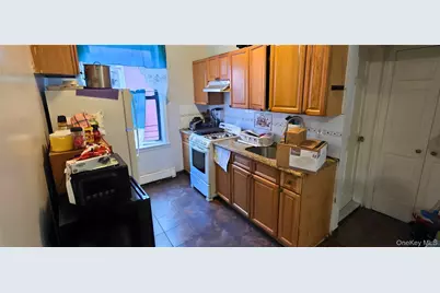 1147 Wheeler Avenue, Bronx, NY 10472 - Photo 10