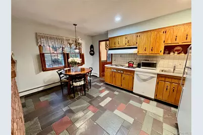 8 Rope Court, Melville, NY 11747 - Photo 4