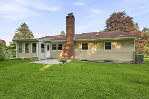 14 Pond Hill Ave, Warwick, NY 10990 - Photo 4