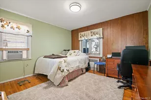 132 E Cherry St, Floral Park, NY 11001 - Photo 16