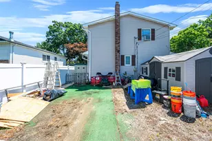 201 Oakland Ave, Deer Park, NY 11729 - Photo 46