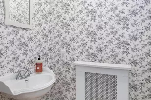 83 Sunnyside Dr, Yonkers, NY 10705 - Photo 18