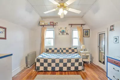 180 Thomas Street, Brentwood, NY 11717 - Photo 14