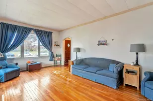 180 Thomas St, Brentwood, NY 11717 - Photo 6