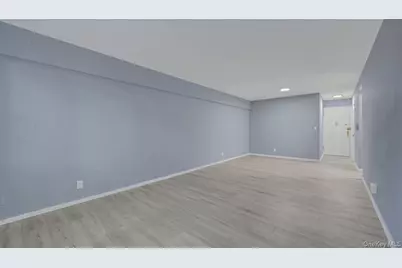 609 Palmer Road #3M, Yonkers, NY 10701 - Photo 4