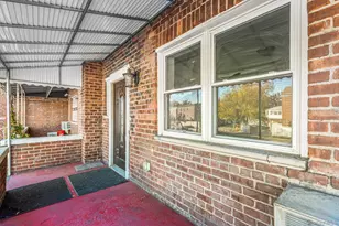 61-12 Main St, Flushing, NY 11358 - Photo 30