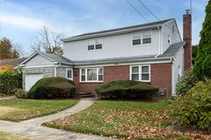 556 Jackson St, Baldwin, NY 11510 - Photo 2