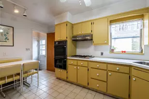 556 Jackson St, Baldwin, NY 11510 - Photo 16