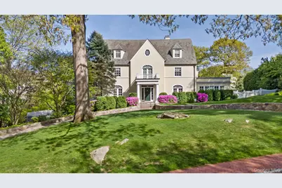 7 Plateau Circle W, Bronxville, NY 10708 - Photo 2