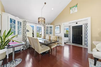 38 Bayside Place, Amityville, NY 11701 - Photo 4