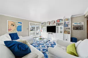 38 Bayside Pl, Amityville, NY 11701 - Photo 18