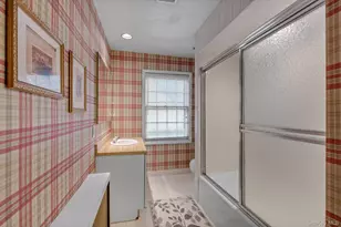 3 Station Rd, Great Neck, NY 11023 - Photo 20