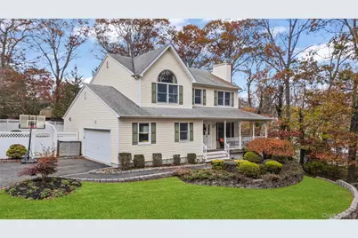 18 15th Street, Wading River, NY 11792 - Photo 2