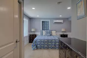 2 Spring Hollow Rd, Centerport, NY 11721 - Photo 2