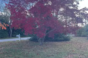 8 Atlantic Ave, Blue Point, NY 11715 - Photo 4