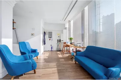 8 Catherine Street #3B, New York, NY 10038 - Photo 2