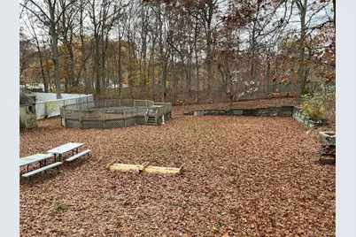 531 Boxwood Drive, Shirley, NY 11967 - Photo 20