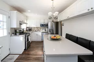 169 N 6th St, Bethpage, NY 11714 - Photo 10