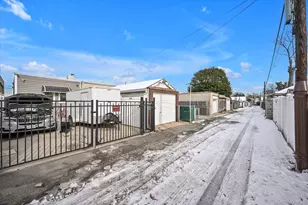 64-48 58th Rd, Maspeth, NY 11378 - Photo 18