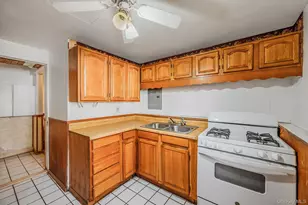 1401 Race Ave, Medford, NY 11763 - Photo 40