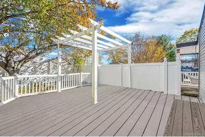 1401 Race Avenue, Medford, NY 11763 - Photo 12