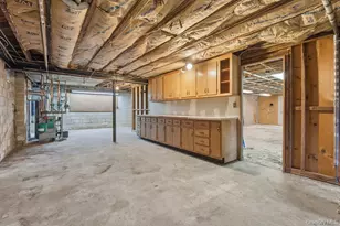 26 Paul Revere Ln, Centerport, NY 11721 - Photo 26