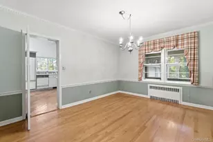 26 Paul Revere Ln, Centerport, NY 11721 - Photo 6