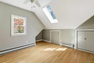 26 Paul Revere Ln, Centerport, NY 11721 - Photo 22