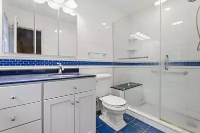 26 Paul Revere Lane, Centerport, NY 11721 - Photo 12