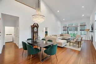 195 Belmont Cir, Yaphank, NY 11980 - Photo 10