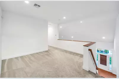 195 Belmont Circle, Yaphank, NY 11980 - Photo 36