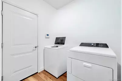 195 Belmont Circle, Yaphank, NY 11980 - Photo 30