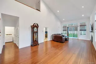 195 Belmont Cir, Yaphank, NY 11980 - Photo 8