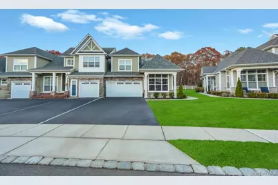 195 Belmont Circle, Yaphank, NY 11980 - Photo 1