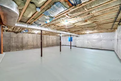 195 Belmont Circle, Yaphank, NY 11980 - Photo 40