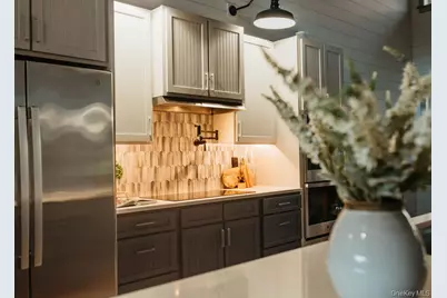 1248 Albany Post Road, Gardiner, NY 12525 - Photo 12