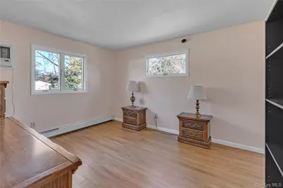 21 Yeoman Drive, East Northport, NY 11731 - Photo 10