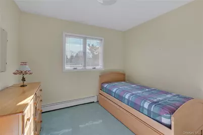 21 Yeoman Drive, East Northport, NY 11731 - Photo 12