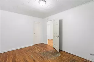 39-21 48th St, Sunnyside, NY 11104 - Photo 10