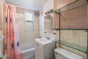 39-21 48th St, Sunnyside, NY 11104 - Photo 14