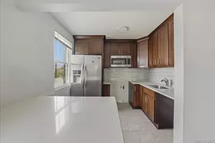 140-19 183rd St, Springfield Gardens, NY 11413 - Photo 8