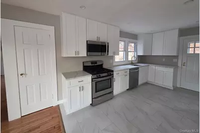 263 S Mountain Road #New City, NY 10956, New City, NY 10956 - Photo 12