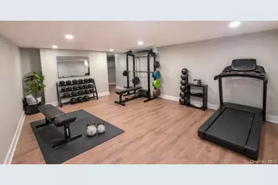 263 S Mountain Road, New City, NY 10956 - Photo 4