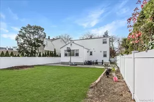 95 Norman St, New Hyde Park, NY 11040 - Photo 26